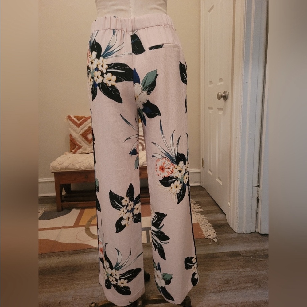 ZARA BASIC COLLECTION FLORAL PANTS
